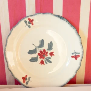 Assiette en faïence, modèle "Françoise"